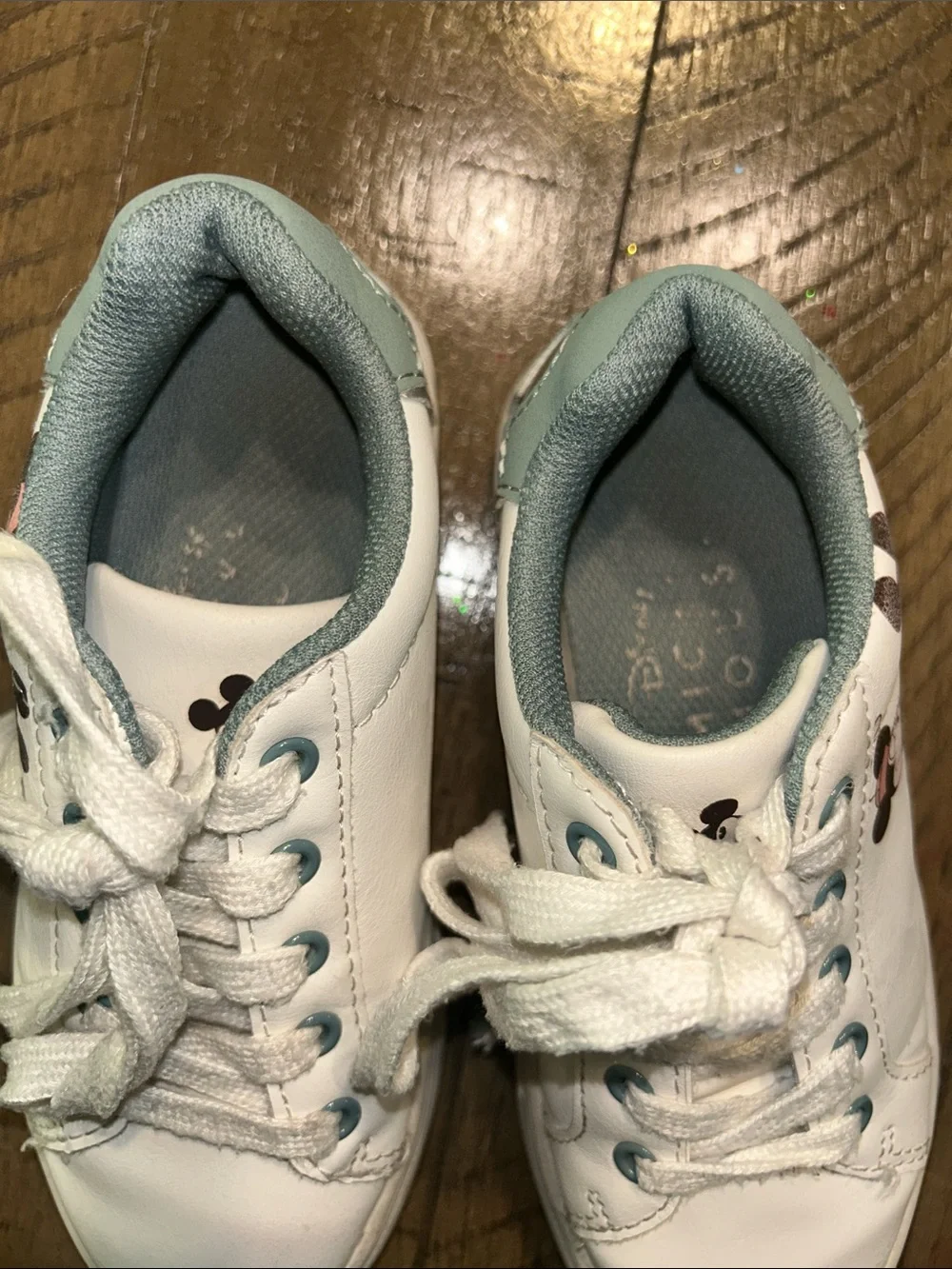 Kids Disney Mickey Mouse and Minnie Mouse sneakers size 11 toddler